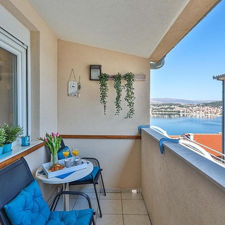 Apartment Glavica Trogir Exteriör bild