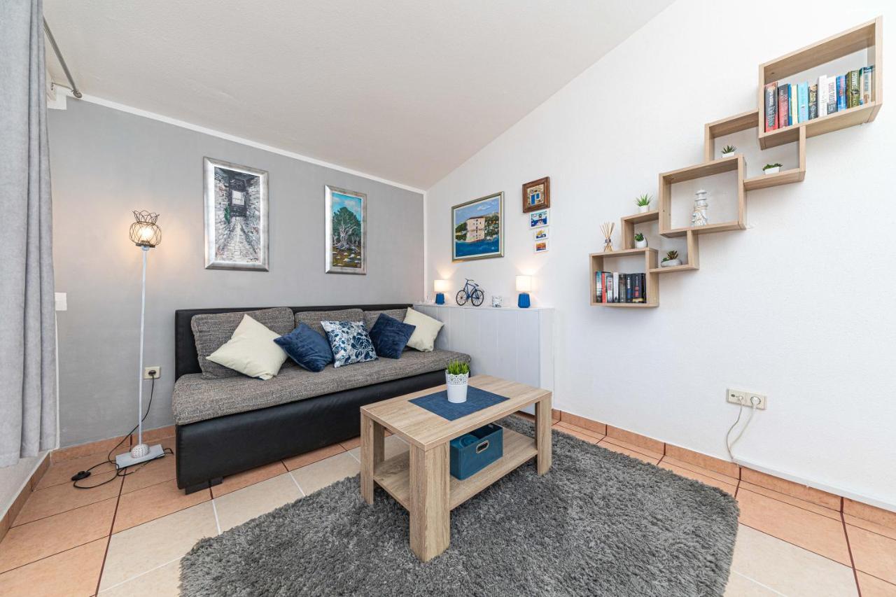 Apartment Glavica Trogir Exteriör bild